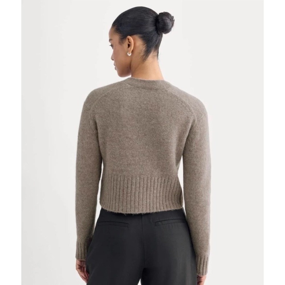 Everlane NWT High V Cropped Cardigan In Alpaca Taupe Melange XS - Picture 5 of 14